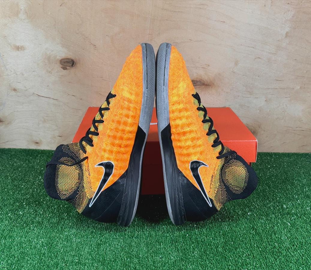 Nike MagistaX Proximo II DF IC 843957-801 Elite Orange boots Cleats mens Sz 8.5 Nike MagistaX Proximo II DF IC 843957-801 Elite Orange boots  main image 2