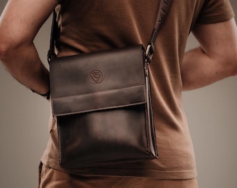 Men's Handmade Leather Crossbody Messenger Bag, Vintage Brown Crazy Horse Shoulder Bag, Rustic Men's Travel Crossbody, Gift for Him