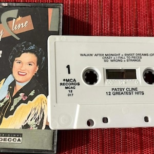 Patsy Cline - 12 Greatest Hits Cassette Tape VG+ C39