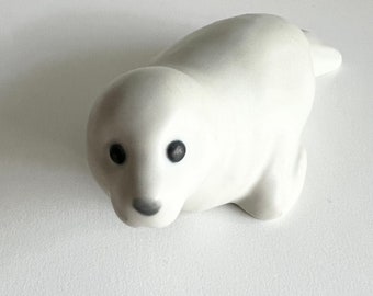 Seal Pup Ceramic Figurine, Otagiri Japan, Display, Simple, Minimal, Cute, Minimalist Design