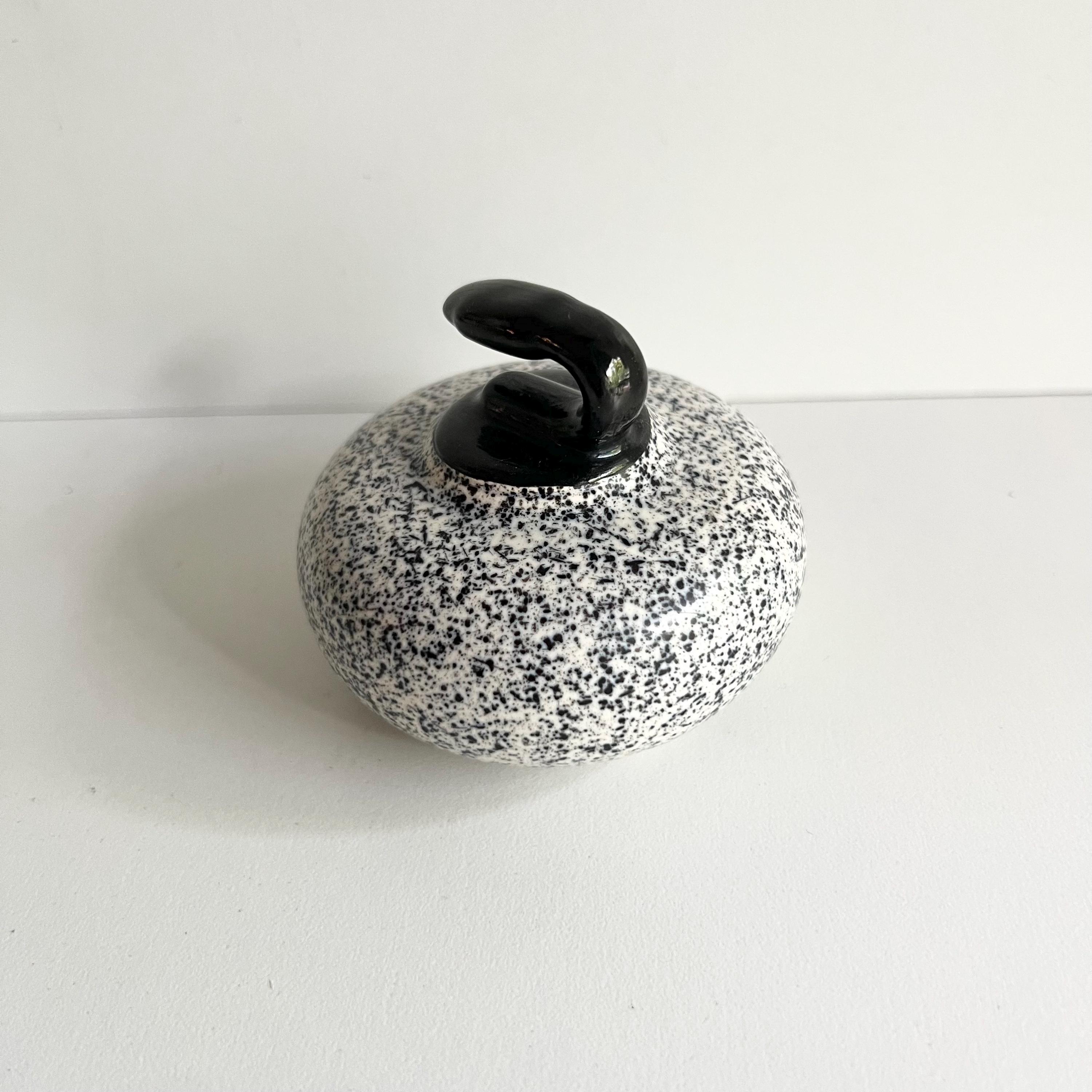 Beneagles ウイスキー 陶器製ミニボトル おまとめ10本 Mini Decanter, Beneagles Scotch Whiskey Curling Stone, Carleton