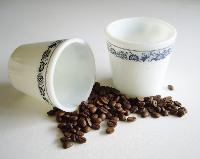 Vintage Pyrex Mugs - Old Town Blue Pattern - Set of 2 - Etsy