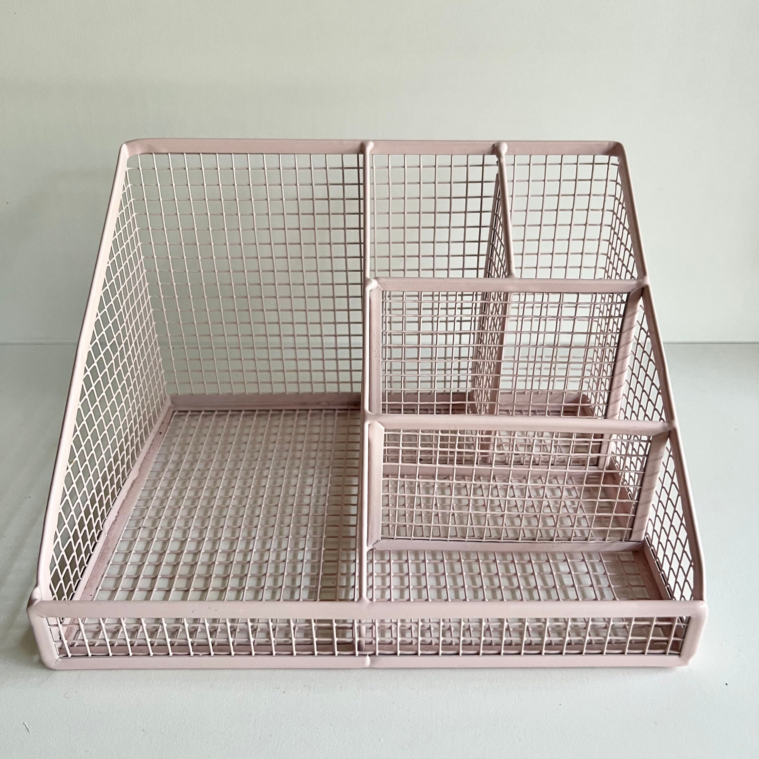 Pink Desk Rack Vintage Pink Desk Organizer Wire Mesh Pen/pencil Cady Craft - Etsy