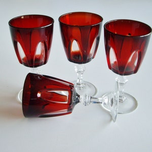 Vintage Luminarc Small Wine Glasses, Ruby Cut to Clear, Set of 4 from France, Pressed Glass, Cristal D&#39;Arques Durand