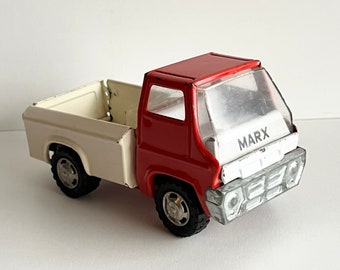 Vintage white tin truck  - ミニチュア　トラック il_340x270.5696595236_dovn.jpg
