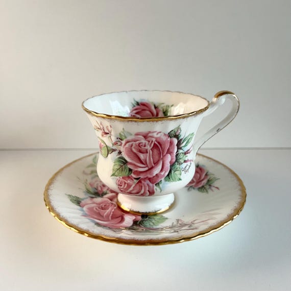 Paragon Single Warrant Teacup & Saucer, Queen Elizabeth Rose