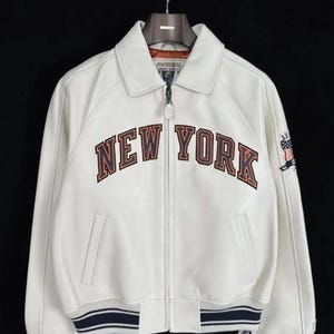 Chaqueta bomber de cuero Knicks Kith x Avirex, chaqueta de motociclista de cuero genuino de vaca, estilo universitario premium, chaqueta de cuero hecha a mano personalizada para él imagen 2