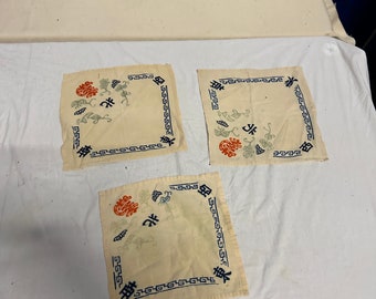 Set of Decorative Linen Napkins