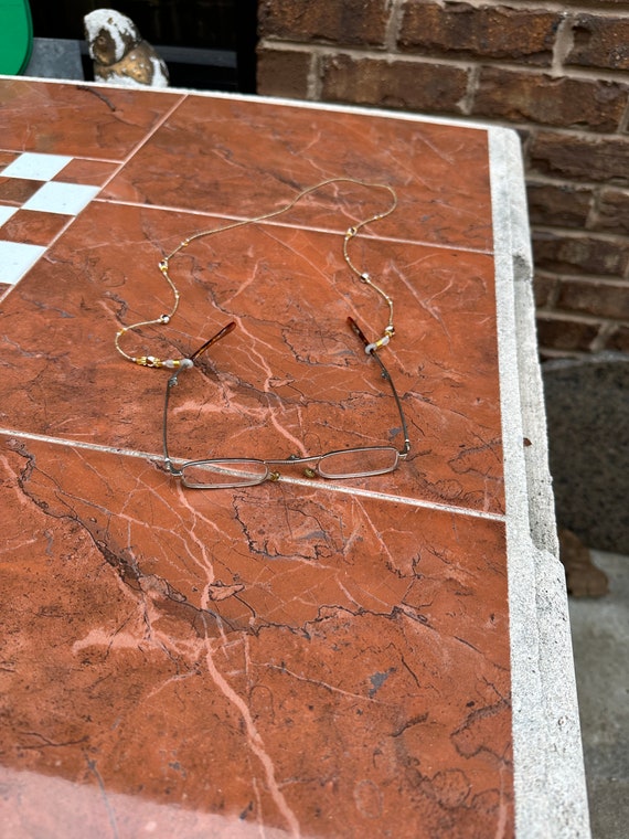 Small Foldable Reading Glasses With Strap - image 2