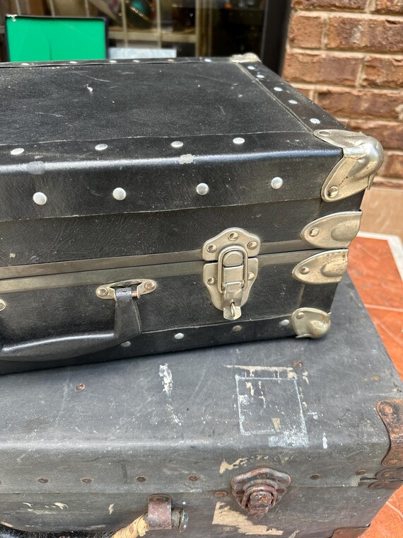 Vintage Black and Silver Stackable Suitcases - image 4