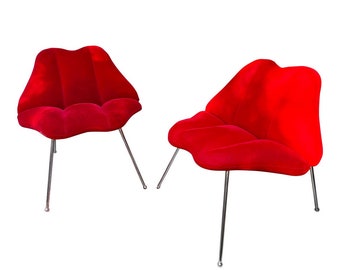 1980s Pair of Red Lips Chairs