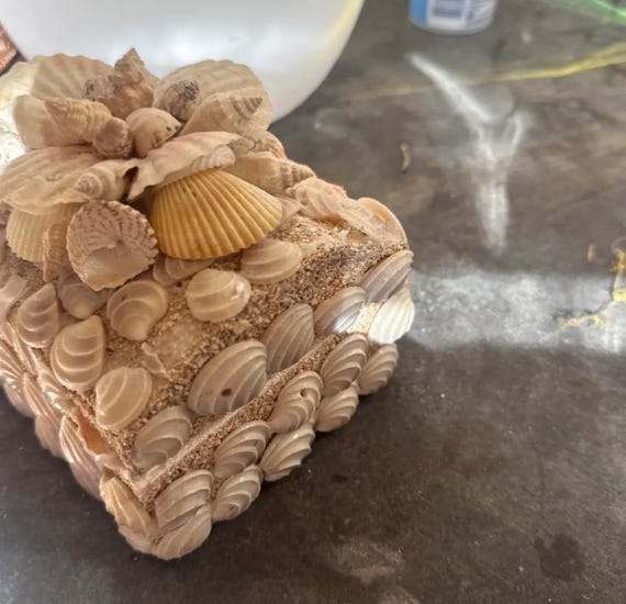 Small Square Shell Jewelry Box - image 6