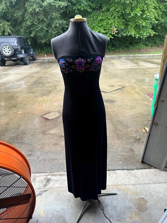 90's Strapless Black Dress With Floral Embroidery- Size 4 - Etsy 90's Strapless Black Dress With Floral Embroidery- Size 4 - Etsy
