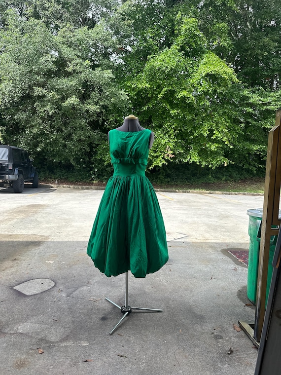 vintage emerald green dress 1960's Emerald Green Satin Bombshell Vintage Party Dress with Petal Sk
