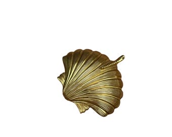 Brass Seashell Compact With Latch
