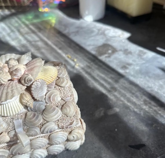 Small Square Shell Jewelry Box - image 5