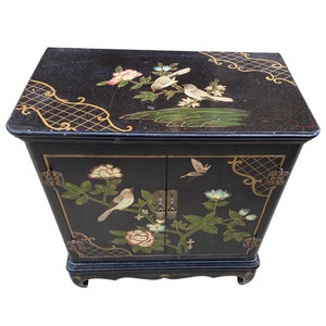 Asian Chinoiserie Hand-Painted Trunk with Cabinet Facade