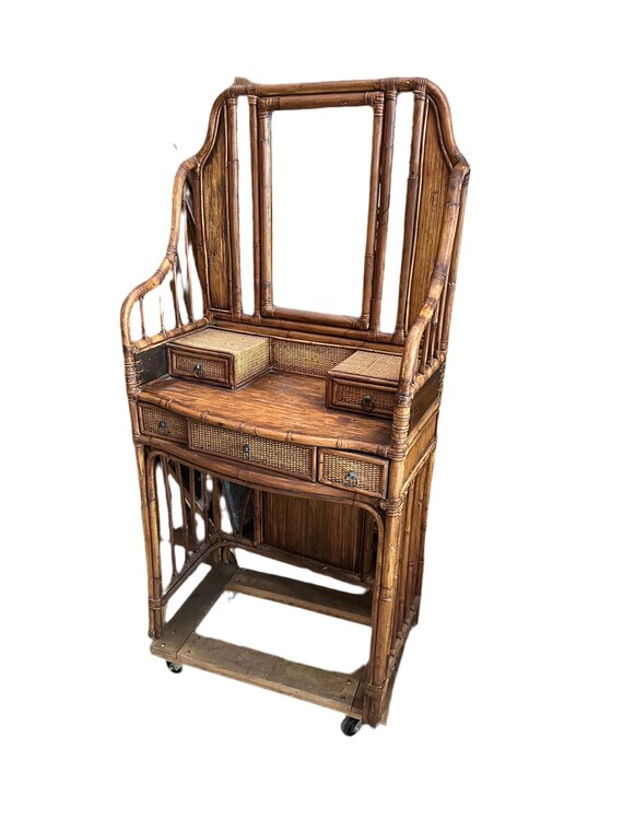 お値下げしました→木製鏡台 引き出し付き 鏡と引き出し付きの竹製化粧台。値下げしました - Etsy 日本