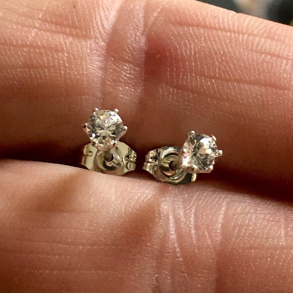 3mm White Sapphire Earrings