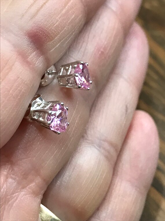 人工ピンクハートサファイアスタッドピアス - Etsy 日本