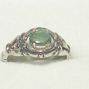 Unique Emerald Ring