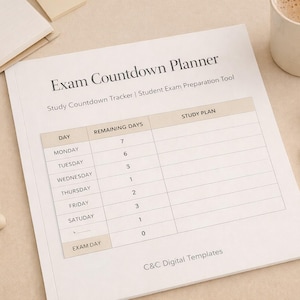 Puede incluir: Un planificador de cuenta regresiva de exámenes con el texto "Exam Countdown Planner" y "Study Countdown Tracker | Student Exam Preparation Tool". El planificador incluye una tabla con los días de la semana y los días restantes. También se ven una taza de café, un lápiz y auriculares.