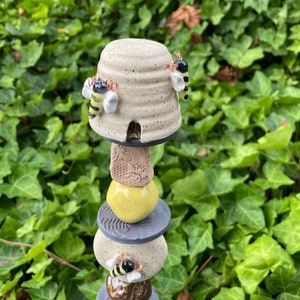 Honey Bee Garden Totem