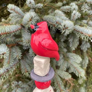 Cardinal Garden Totem