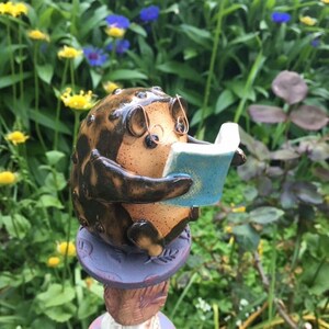 Hedgehog Reading a Book Garden Totem - Etsy