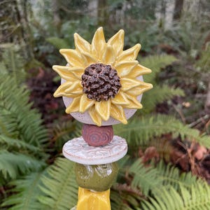 Sunflower Garden Totem