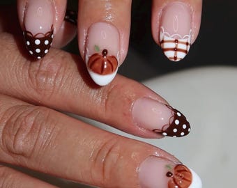 Halloween nails