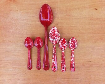Vintage red enamelware spoons - set of 6 - camping spoons - spoon set - outdoor dining - graniteware - serving - tablespoon - teaspoons