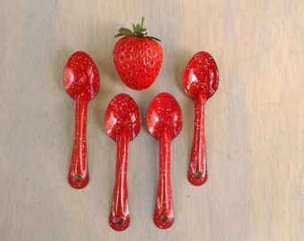 Vintage red enamelware teaspoons - enamel spoons - camping spoons - outdoor dining - red teaspoons - red kitchen enamelware - flatware