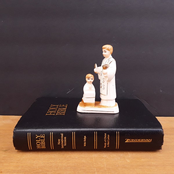 Vintage First Holy Communion figurine - first communion boy - communion priest - communion cake topper - ceramic male communion - priest