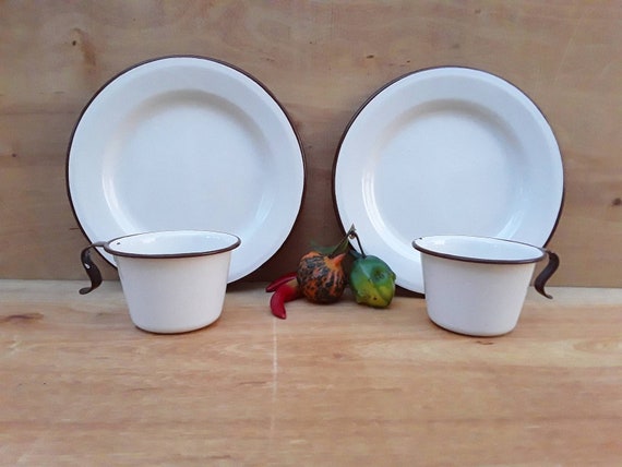 Blue camping dishes hotsell