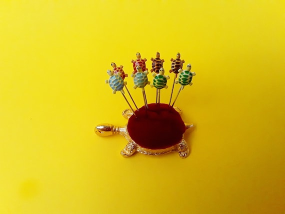 Vintage Sewing Pins and Pin Cushion Turtle Stick Pins Turtle Pin Cushion  Sewing Notions Scrapbook Embellishments Tortoise 