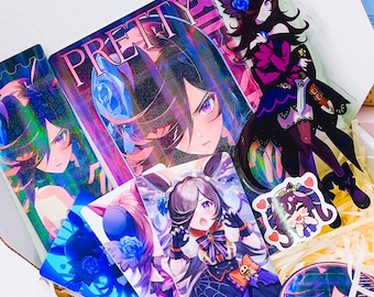 Zestaw upominkowy Uma Musume Rice Shower – akrylowa podstawka, przypinka i mała kartka – prezent dla fana anime, dekoracja biurka, przedmioty kolekcjonerskie Kawaii
