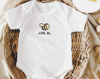 Baby Strampler Bio Baumwolle | "Unisex Design ""Kleine Biene"" | Bio Baby Body | GOTS-zertifiziert | Baby Geschenk zur Geburt & Taufe