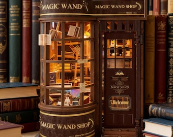 Kit para Miniatura de Cantinho de Leitura Iluminado da Loja de Varinhas Mágicas | Suporte de Livros Encantador Faça Você Mesmo com Luzes de LED para Decoração de Casa de Bonecas