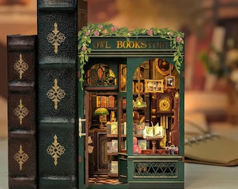 Owl bookstore book nook DIY - Bookshelf Decoration with Whimsical Cuteness Retro style & Illuminated LED Lights