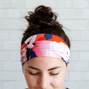 Soft No Slip Wide Comfort Headband Hairband Pink Abstract Pattern image 1