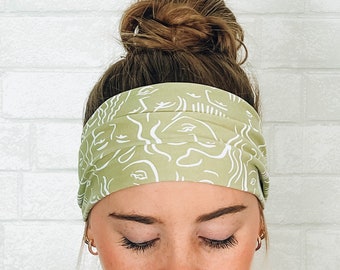 Soft No Slip Comfort Headband Sage Pale Green Abstract Face Print