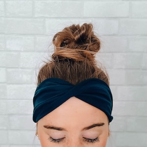 Soft Comfort Sweat Absorbent Wide Headband Navy