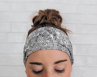 Soft No Slip Comfortable Sweat Absorbent Headband Black and White Pattern