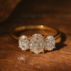 Oval Moissanit Förlovningsring, Tre Diamanter Solitärring, Bästa Ringpresent Till Hennes Fru, 14k Solid Gold Ring, Brudgåva Till Henne