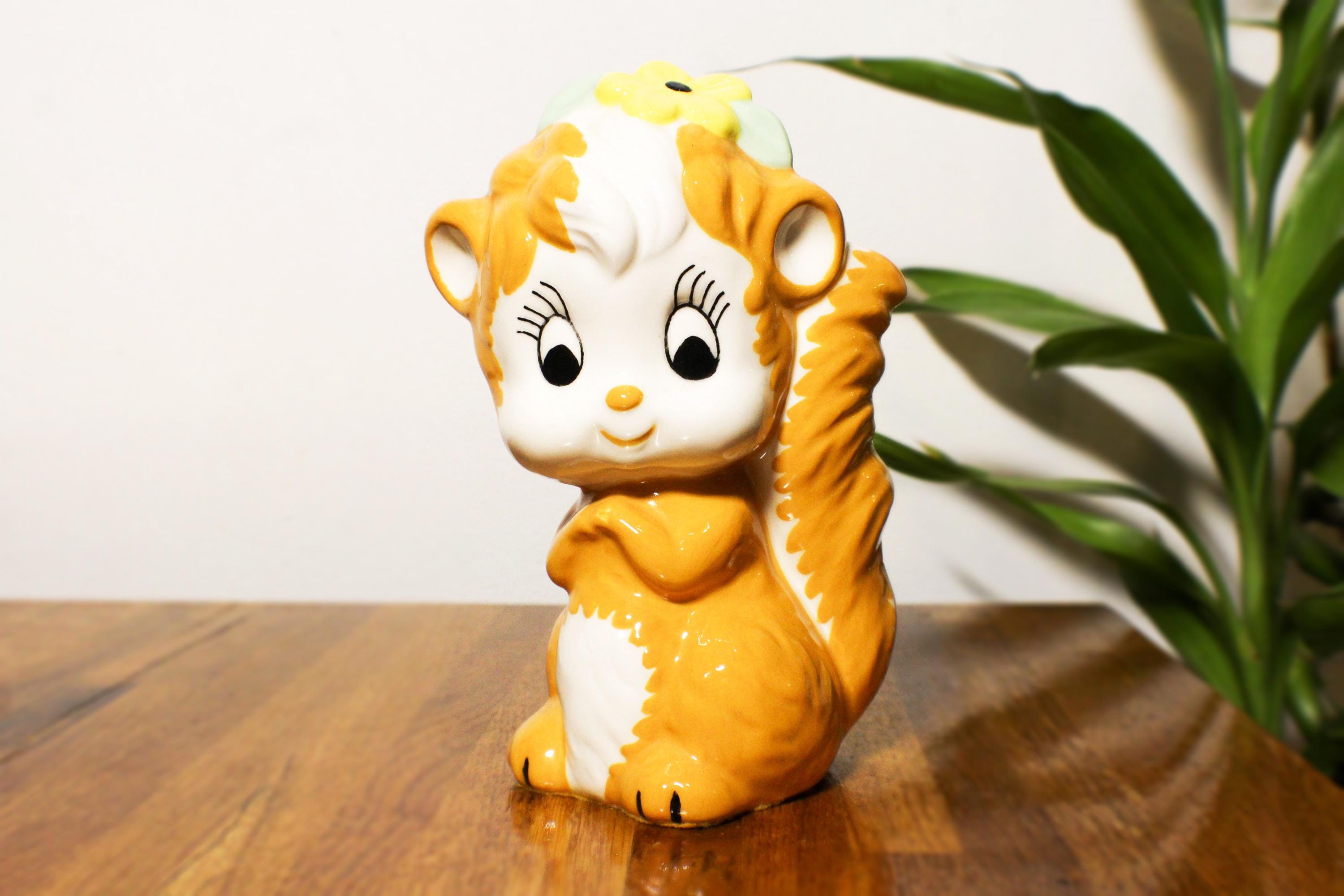 Kitsch Figurine - Etsy