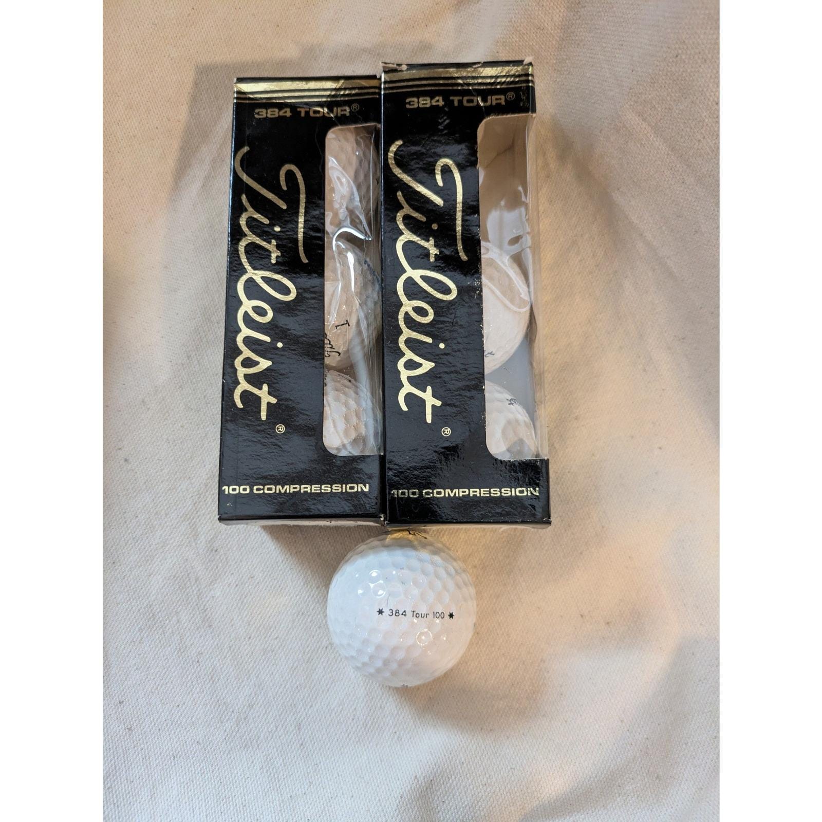 Titleist 384 TOUR BALATA COVER L優勝記念ボール Titleist 384 Tour 100 Compression Golf Balls 2 Sleeves