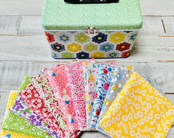 Reproduction 30’s Fabric Fat Quarters 11 fq’s with Moda Tin