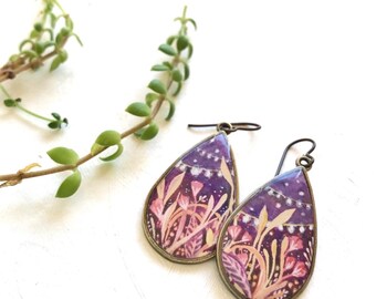 Hofgarten bei Nacht Teardrop Ohrringe, lila abstrakter Schmuck, große Ohrringe