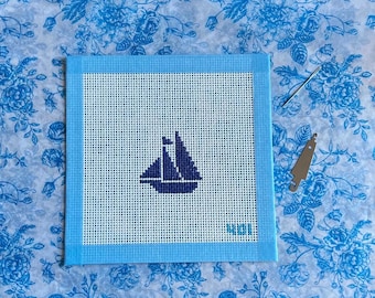Mini velero azul - Lienzo bordado pintado